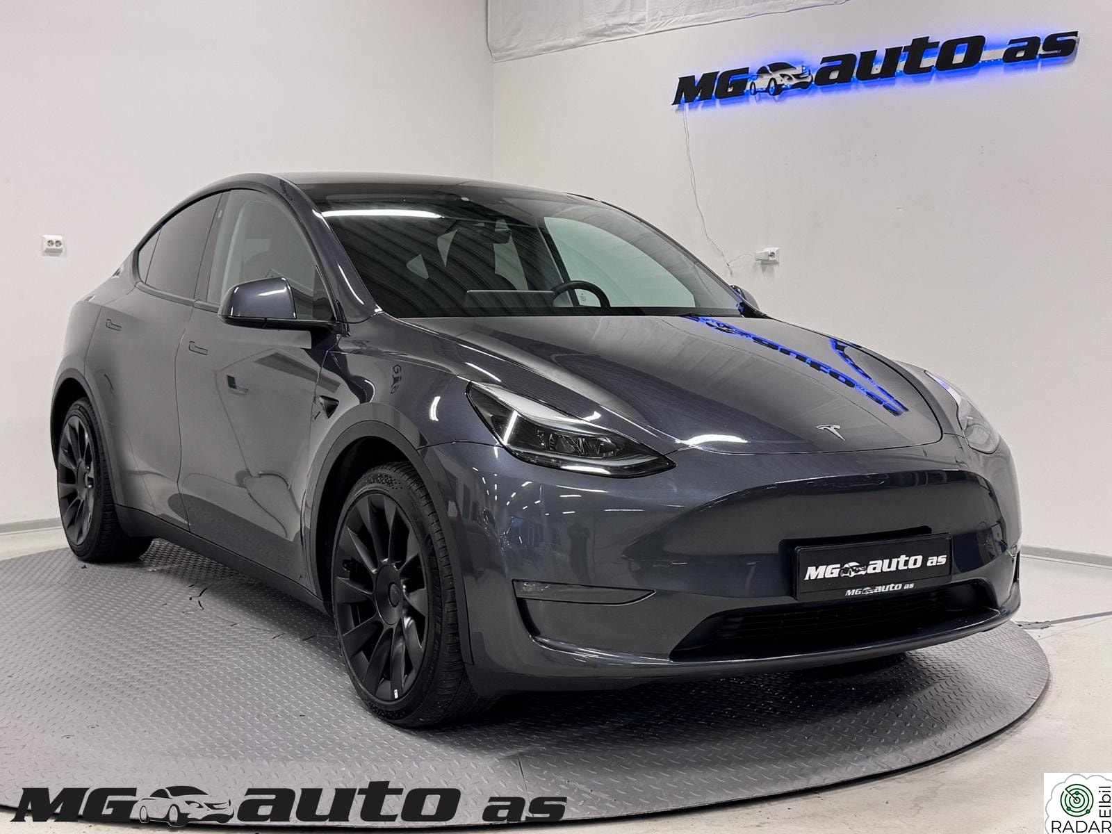 TESLA Model Y LR*AP*KAMERA*SKINN*RYZEN*AWD*PANORAMA TAK*KROK*S+V