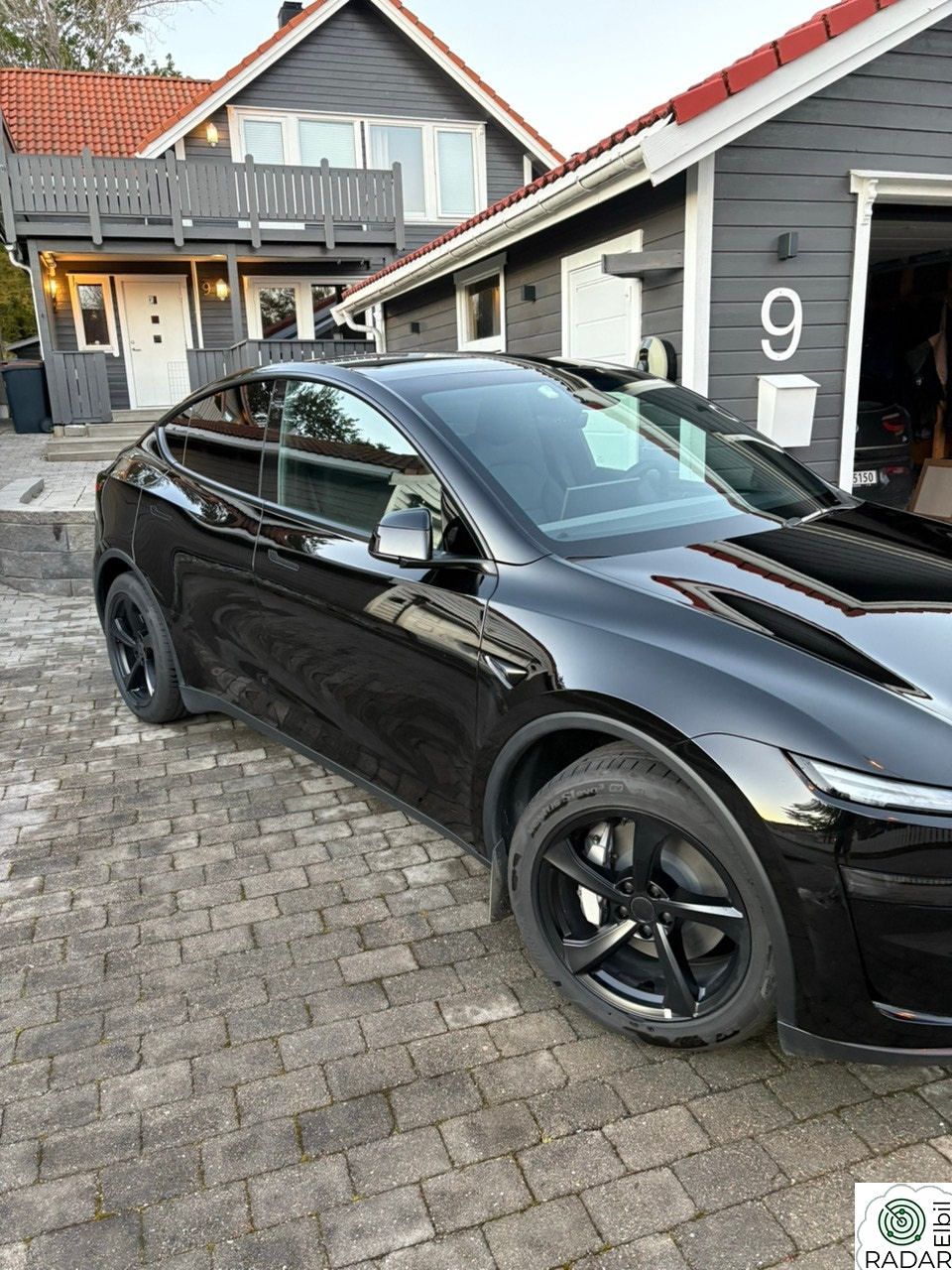 TESLA Model Y Premium Long Range AWD
