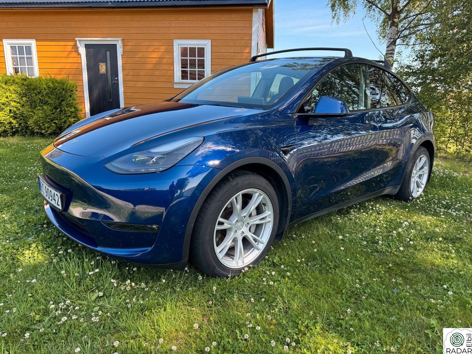 TESLA Model Y Long Range AWD
