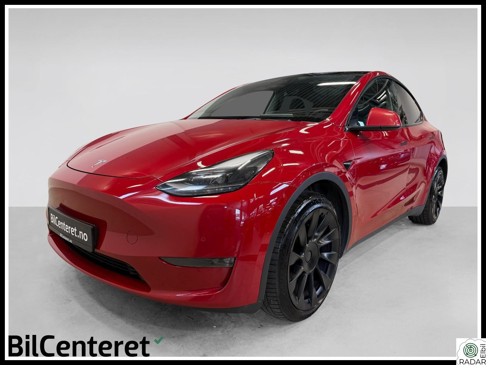 TESLA Model Y AWD LONG RANGE SKINN KROK AUTOPILOT R.KAMERA PANORAMA++