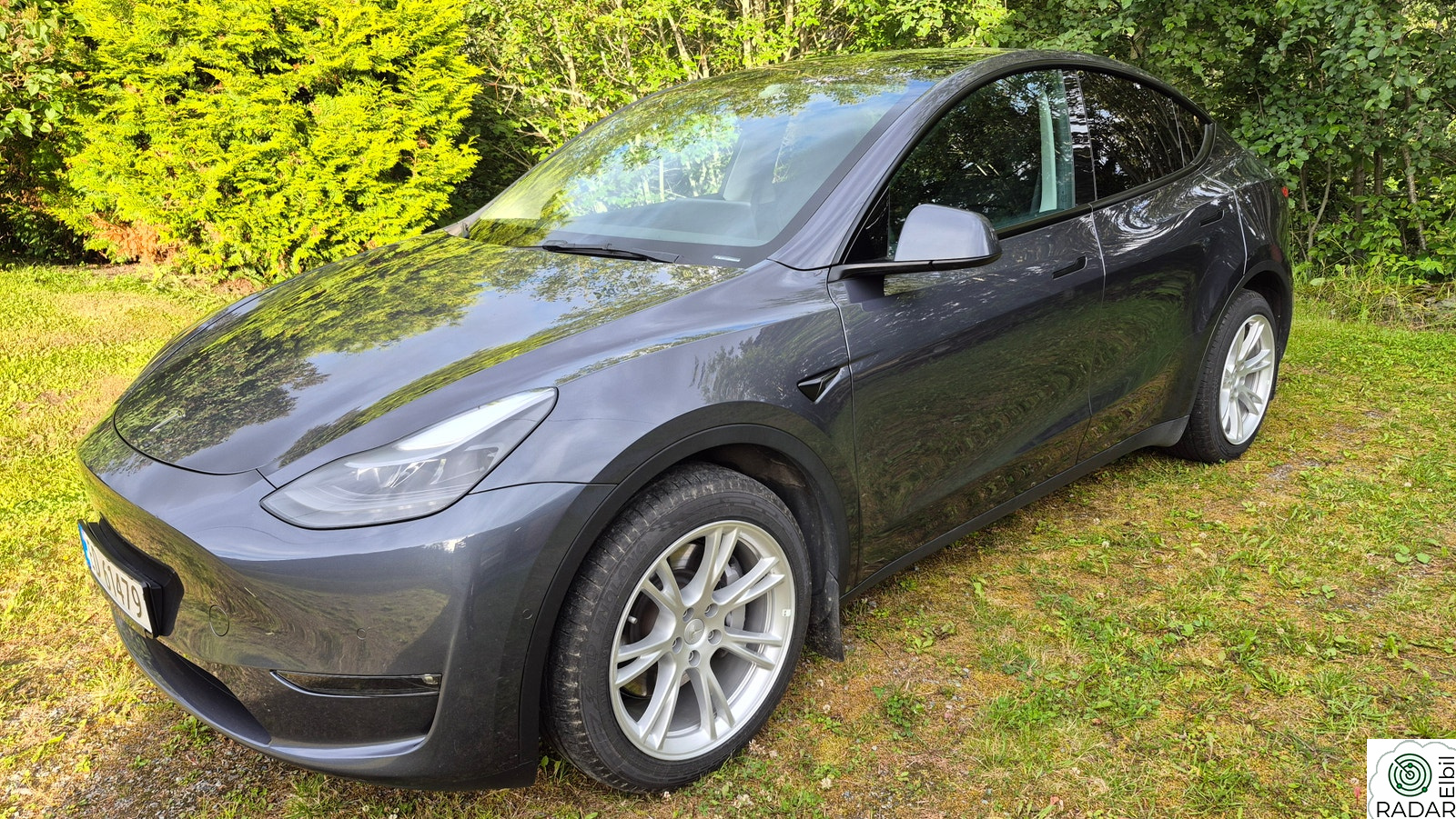 TESLA Model Y Long Range AWD