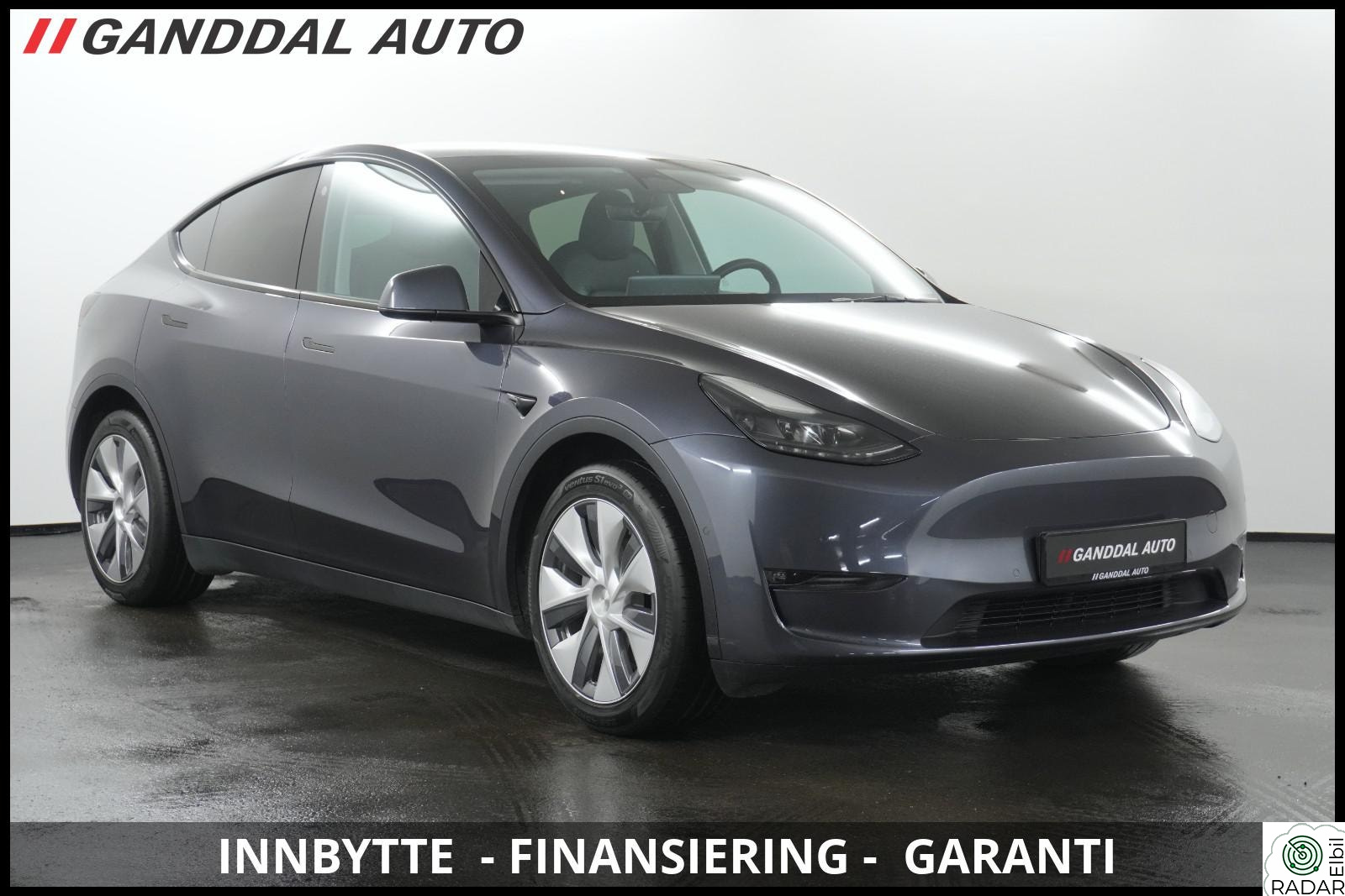 TESLA Model Y LONGE RANGE AWD / KAMERA / SKINN / ACC / PANO ++