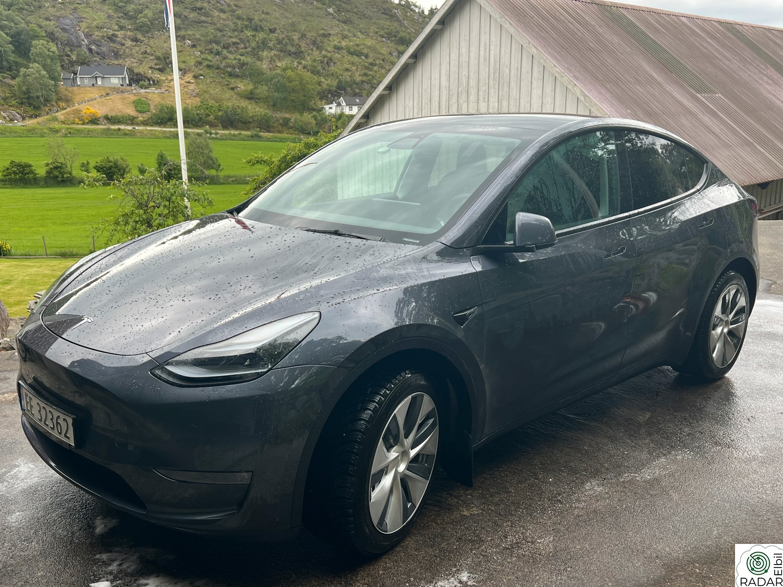 TESLA Model Y Long Range AWD
