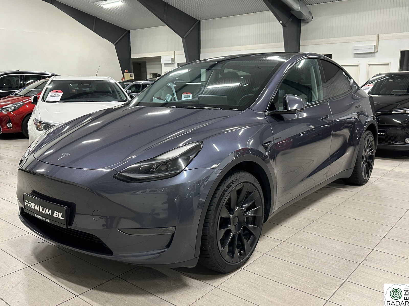 TESLA Model Y LONG RANGE, AWD,PANO, AP,PREMIUM,NORSK 20"+19", LAV KM