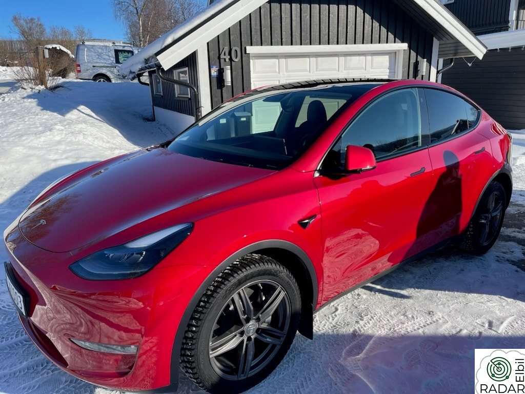 TESLA Model Y Long Range AWD