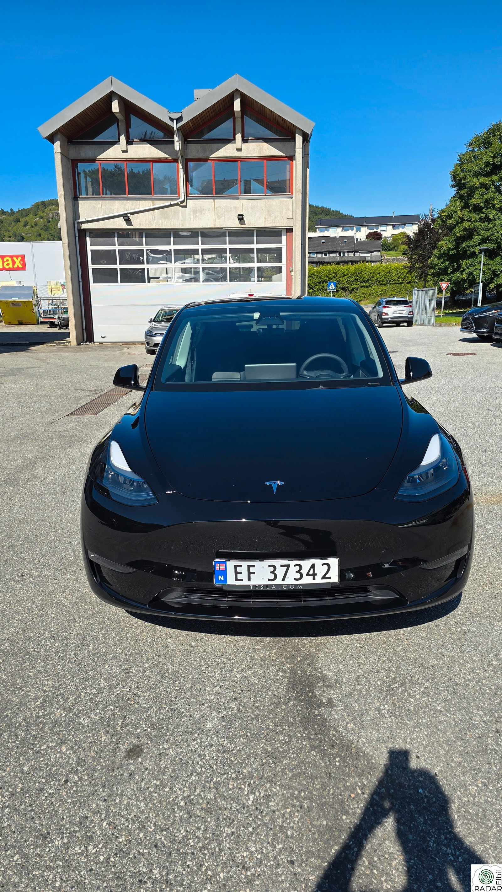 TESLA Model Y Long Range AWD
