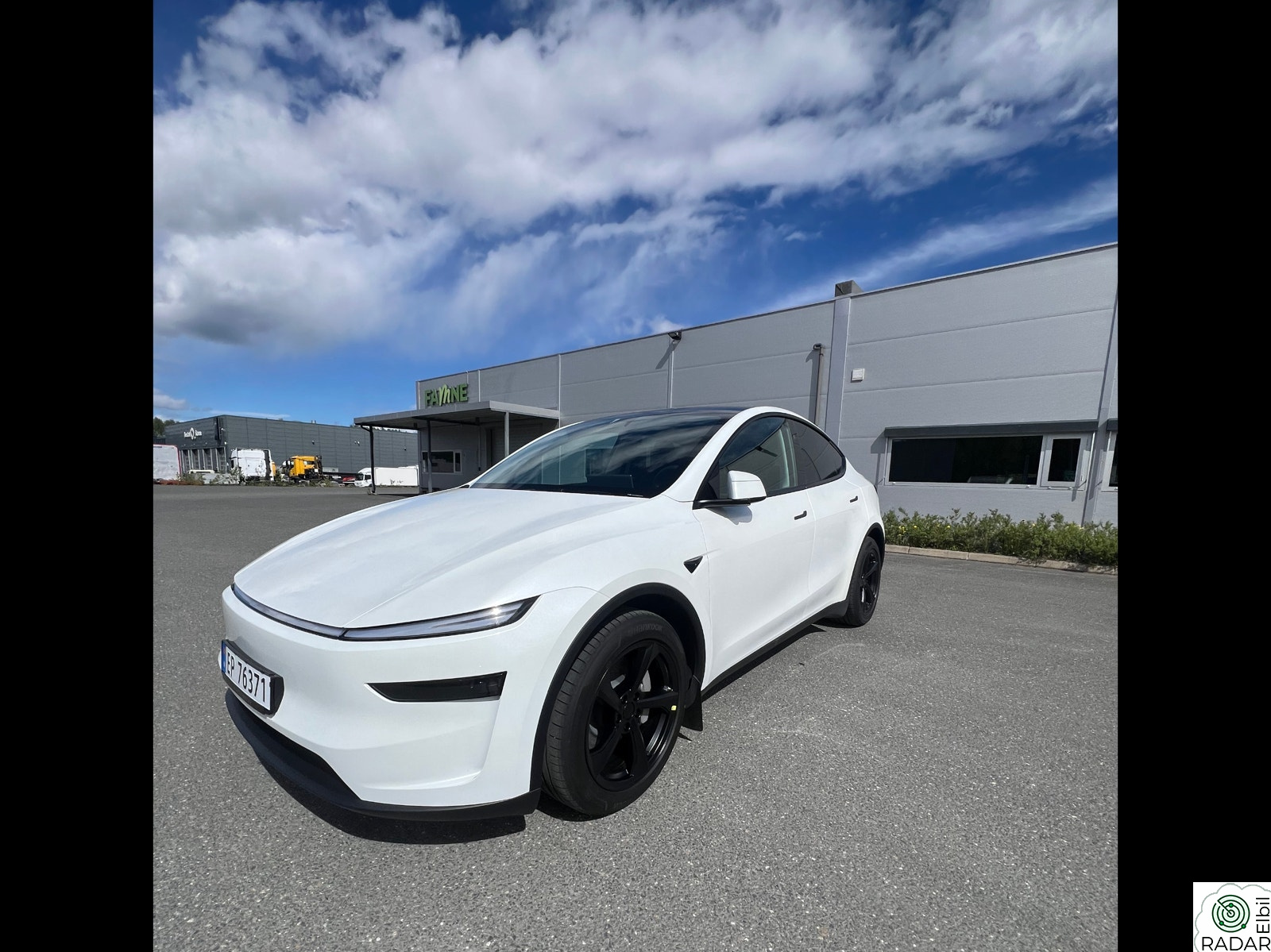 TESLA Model Y JUNIPER 2026 - LR, H-FESTE, 4WD - WLTP 600 KM