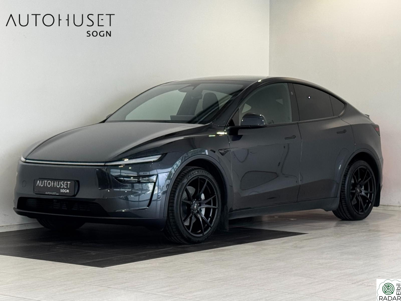 TESLA Model Y LONG RANGE AWD-20" KAHN-VENTILERTE SETER-HENGERFESTE