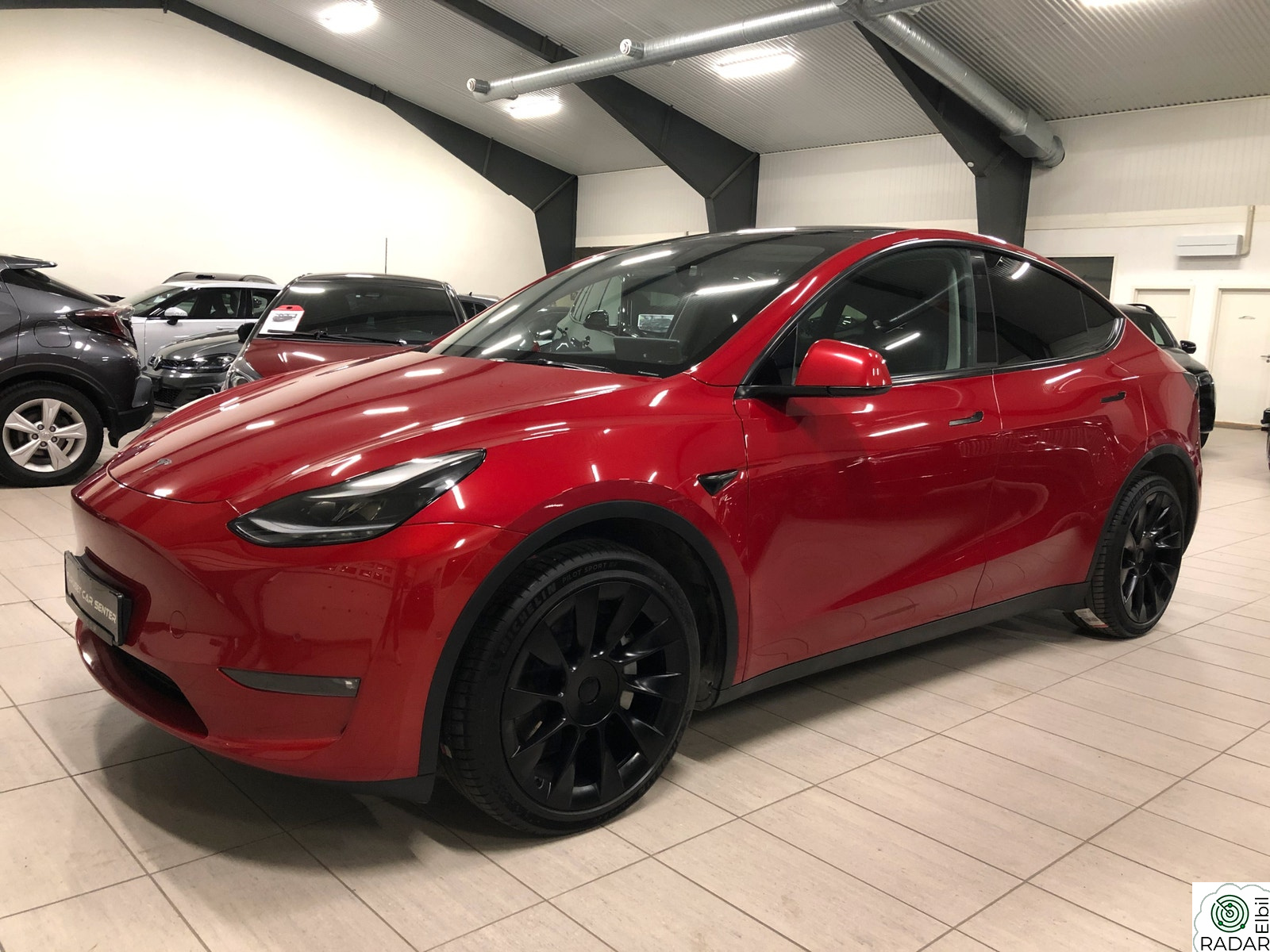 TESLA Model Y LONG RANGE,AWD,AUTOPILOT,KROK,SKINN,PREMIUM,20"+19"