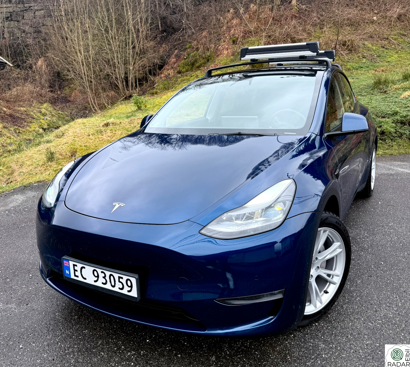 TESLA Model Y Long Range AWD 507km/Autopilot/Krok/Skinn/Premium/HiFi