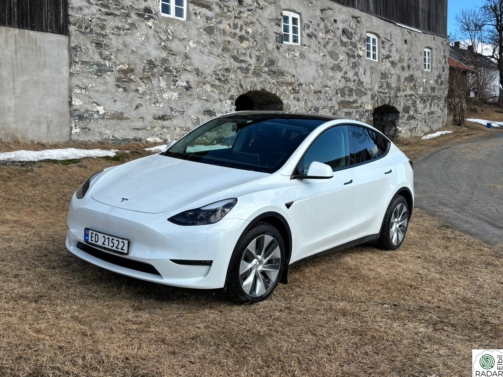 TESLA Model Y Long Range AWD