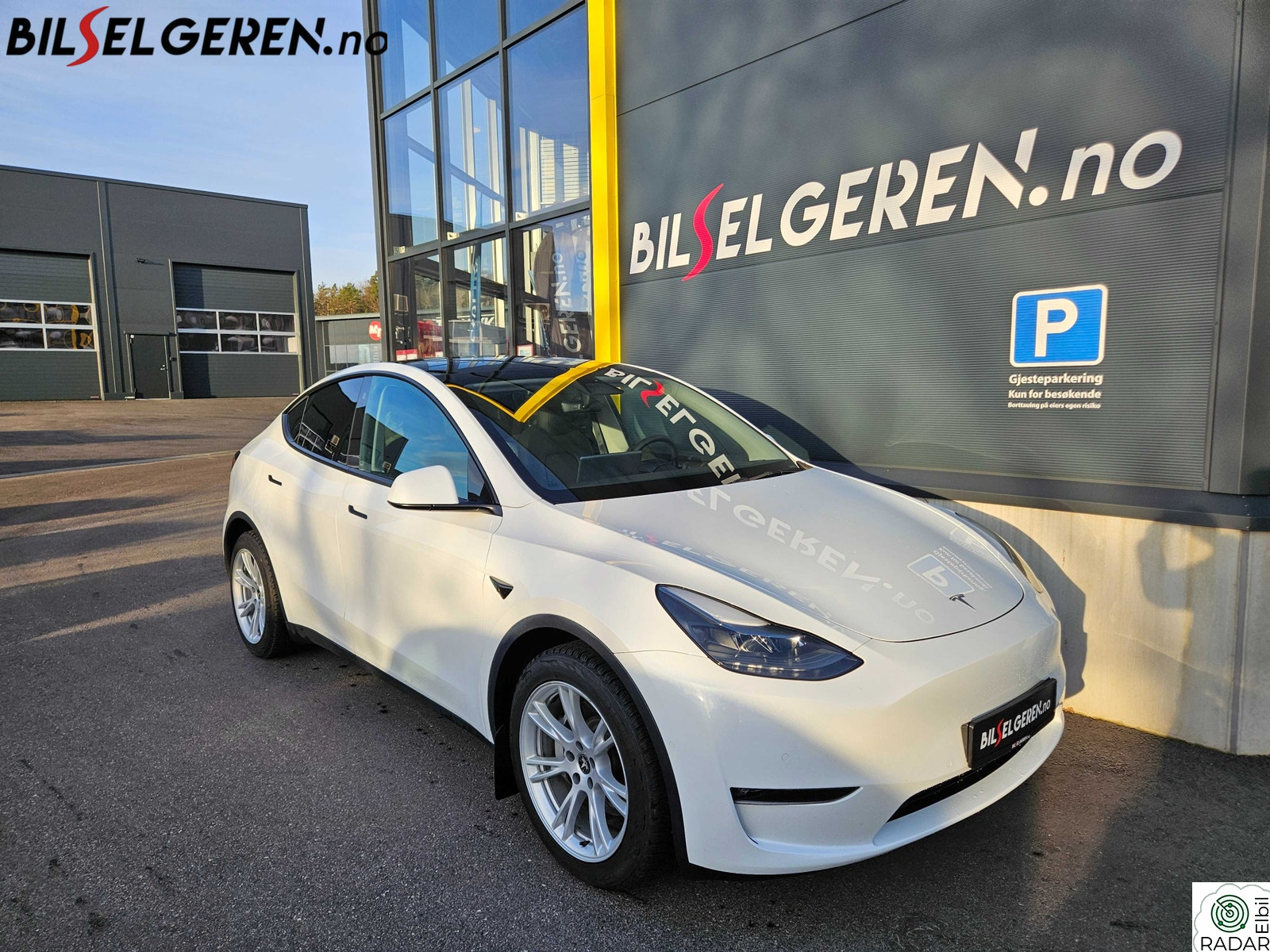 TESLA Model Y Long Range AWD | AP | Skinn | H.Feste | Premium | VP