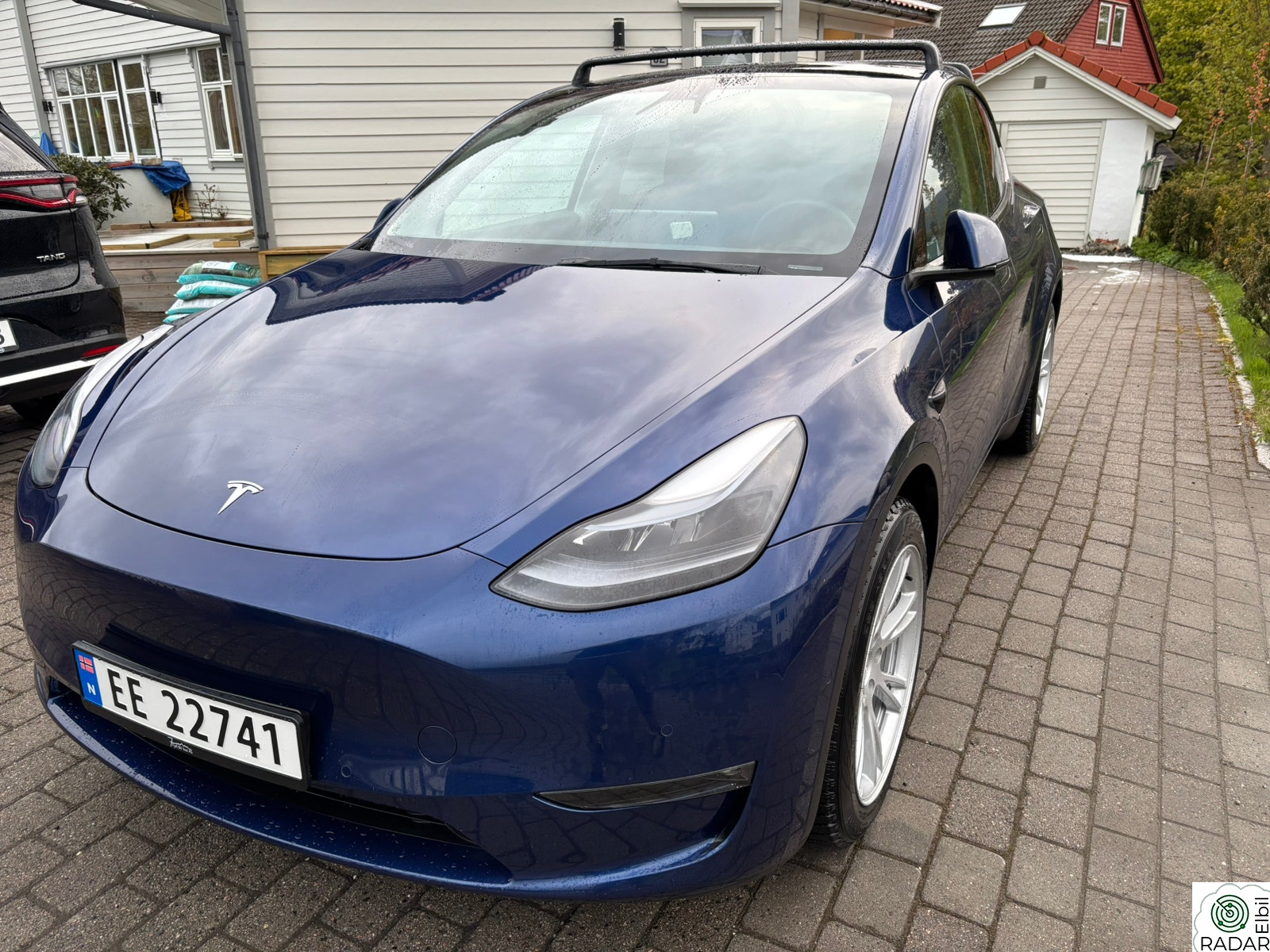 TESLA Model Y LR AWD/ krok/ EU28