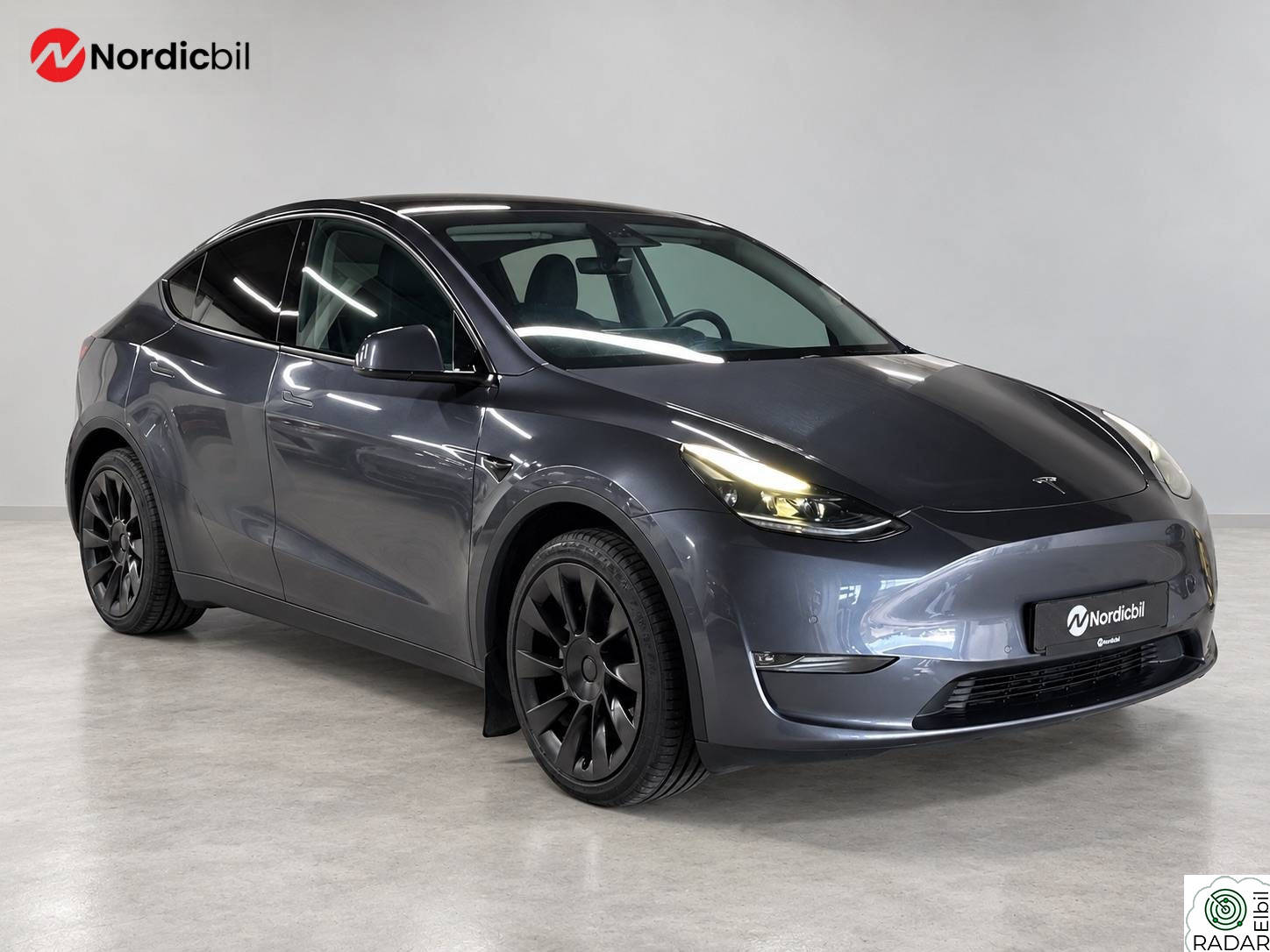 TESLA Model Y Long Range AWD Premium, 1 Eier, 533km, AP, Krok, Ny EU