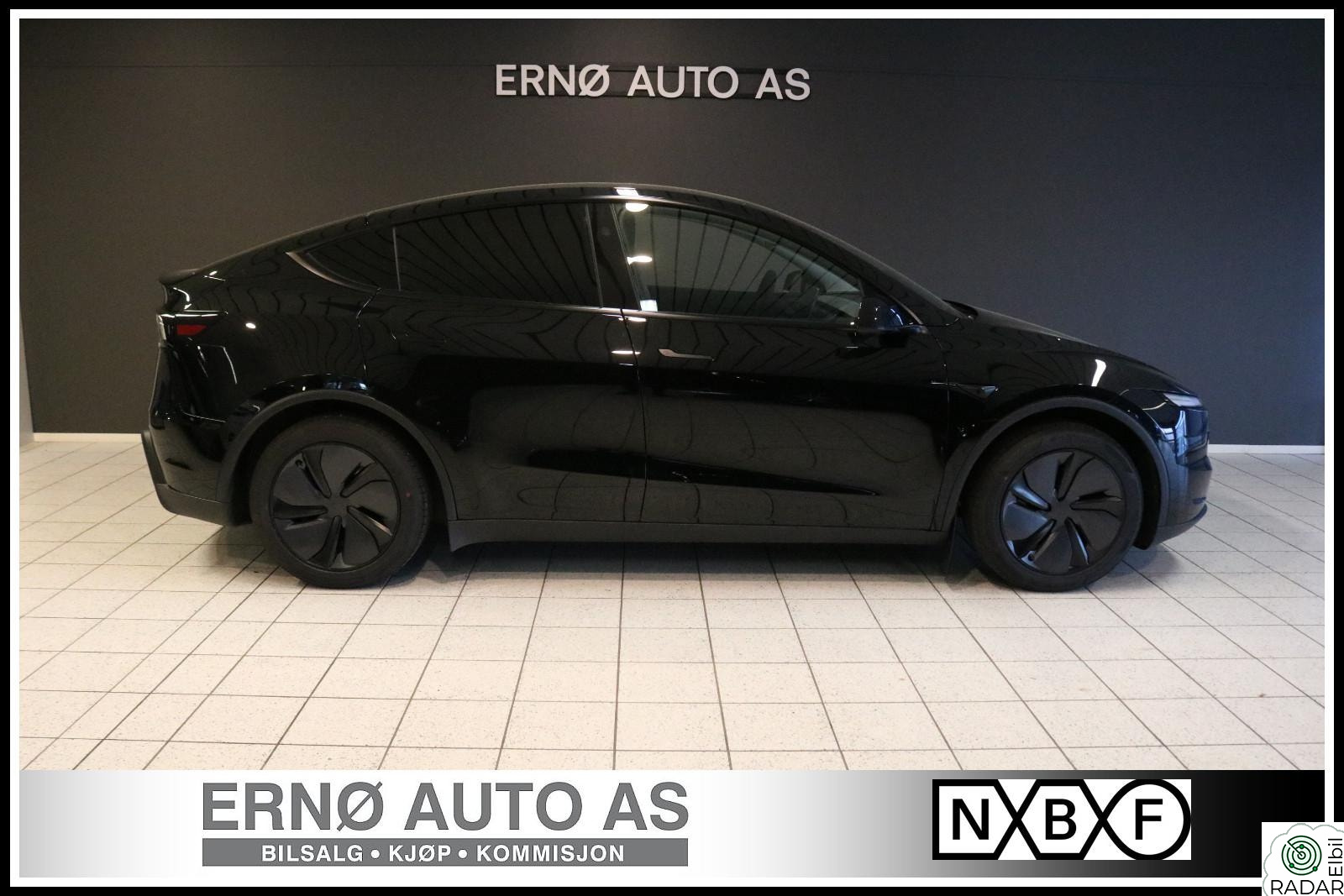 TESLA Model Y JUNIPER LONG RANGE / AWD / KROK / SKINN / PANO TAK