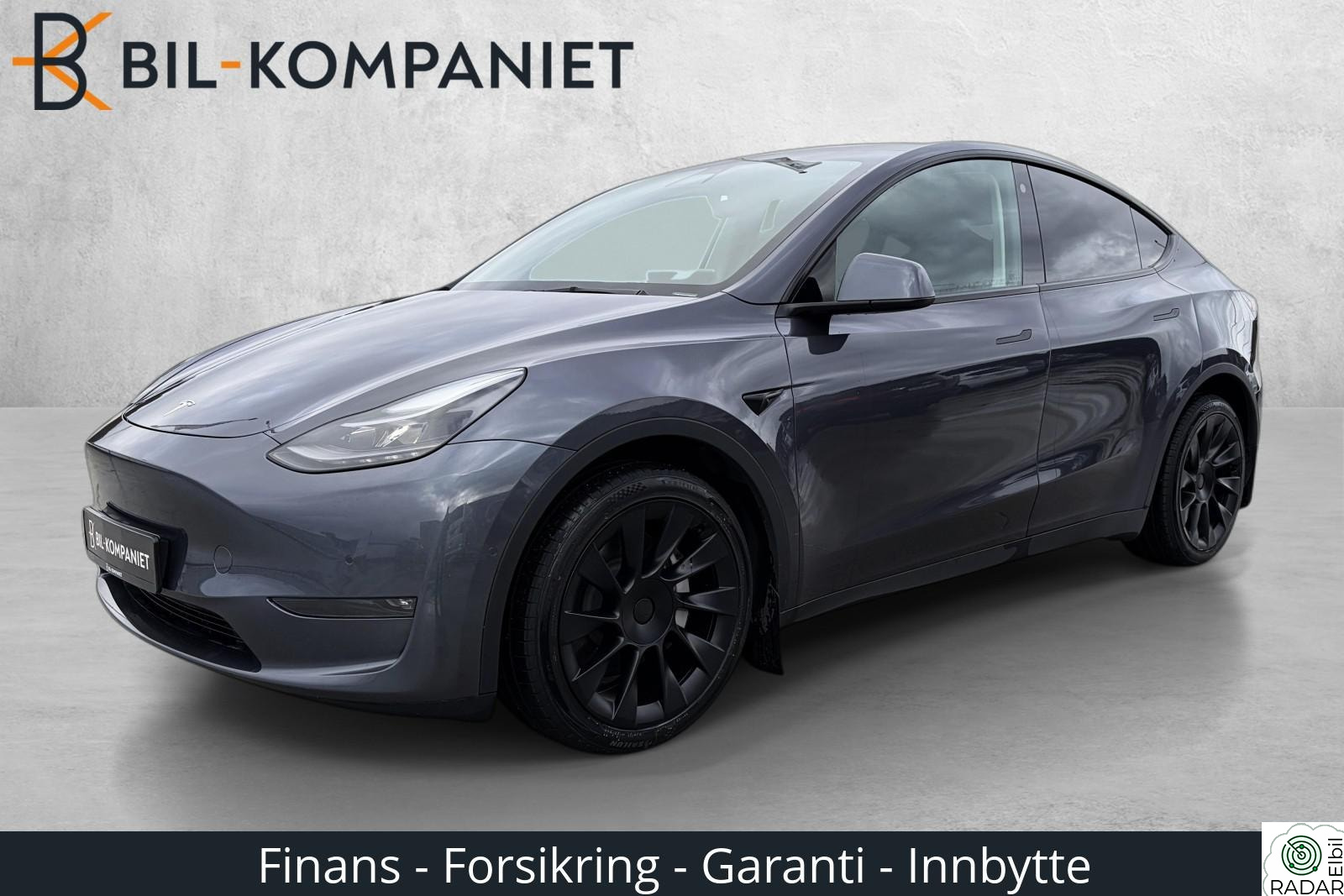 TESLA Model Y Long Range Premium AWD | Kamera | Glasstak