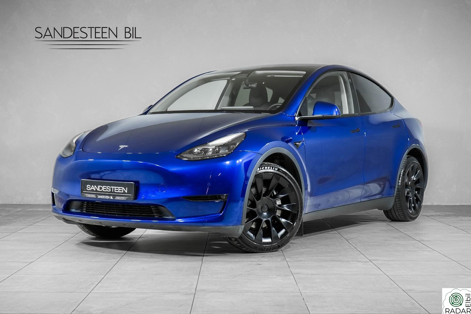 TESLA Model Y LONG RANGE/HENGERFESTE/AUTOPILOT/VINTERPAKKE/PANO