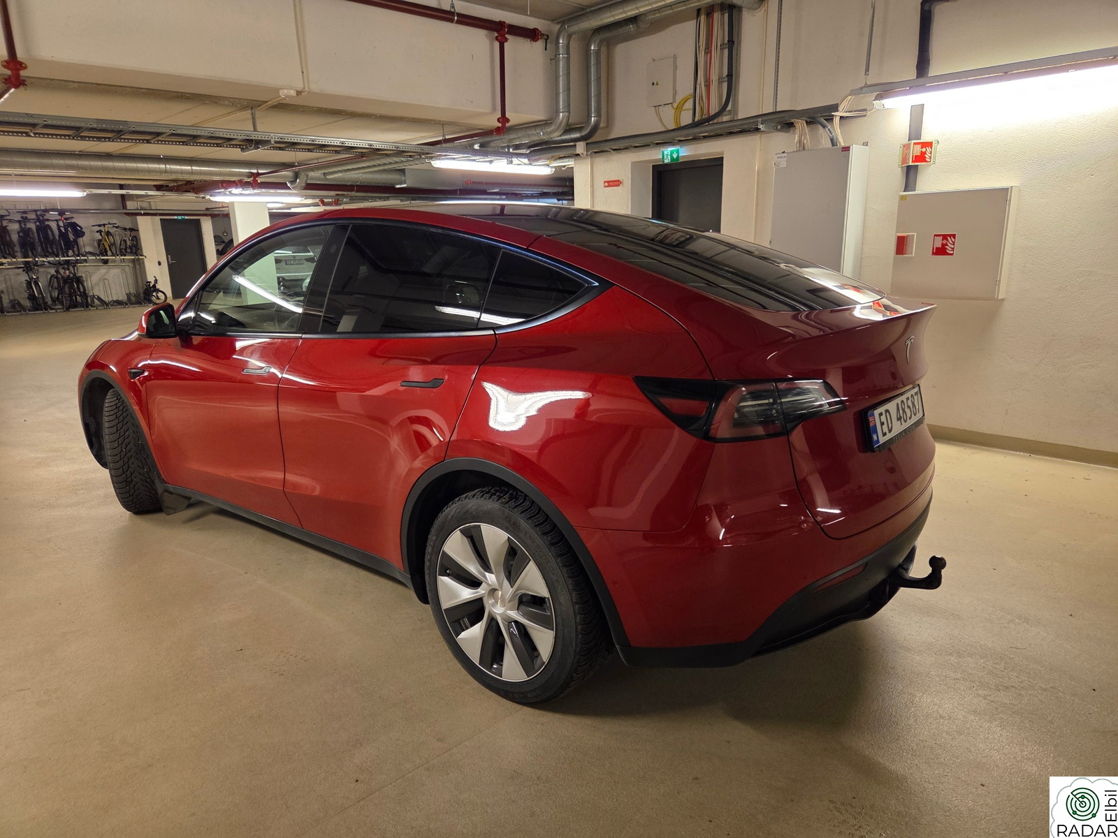 TESLA Model Y Long Range AWD