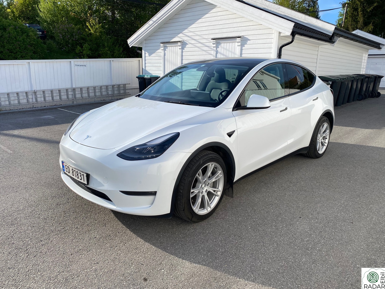 TESLA Model Y Long Range AWD