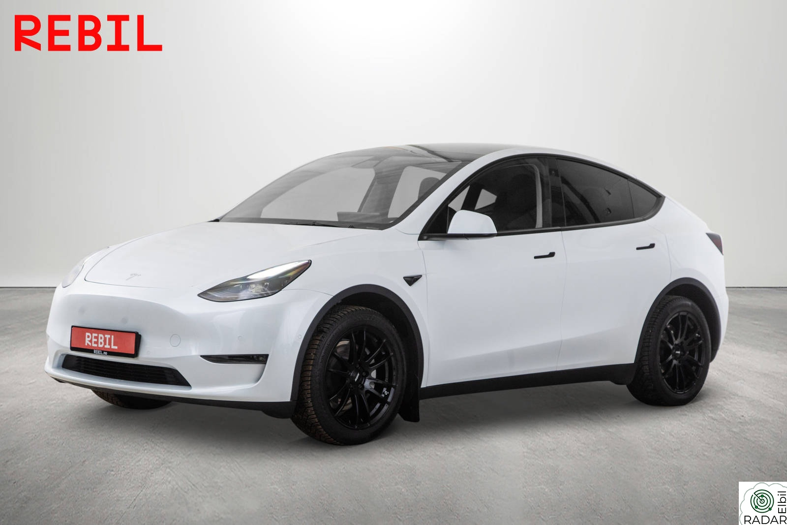 TESLA Model Y 542Km (75kWh) LR/AWD/Pano/Navi/Ryzen/Skinn/AP