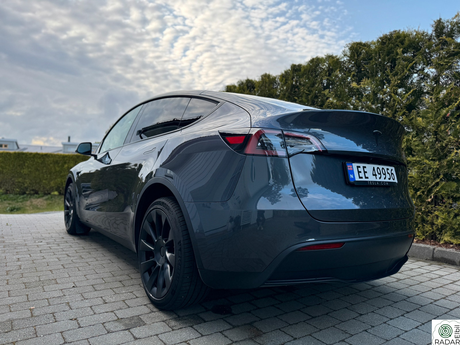 TESLA Model Y Long Range AWD | FSD