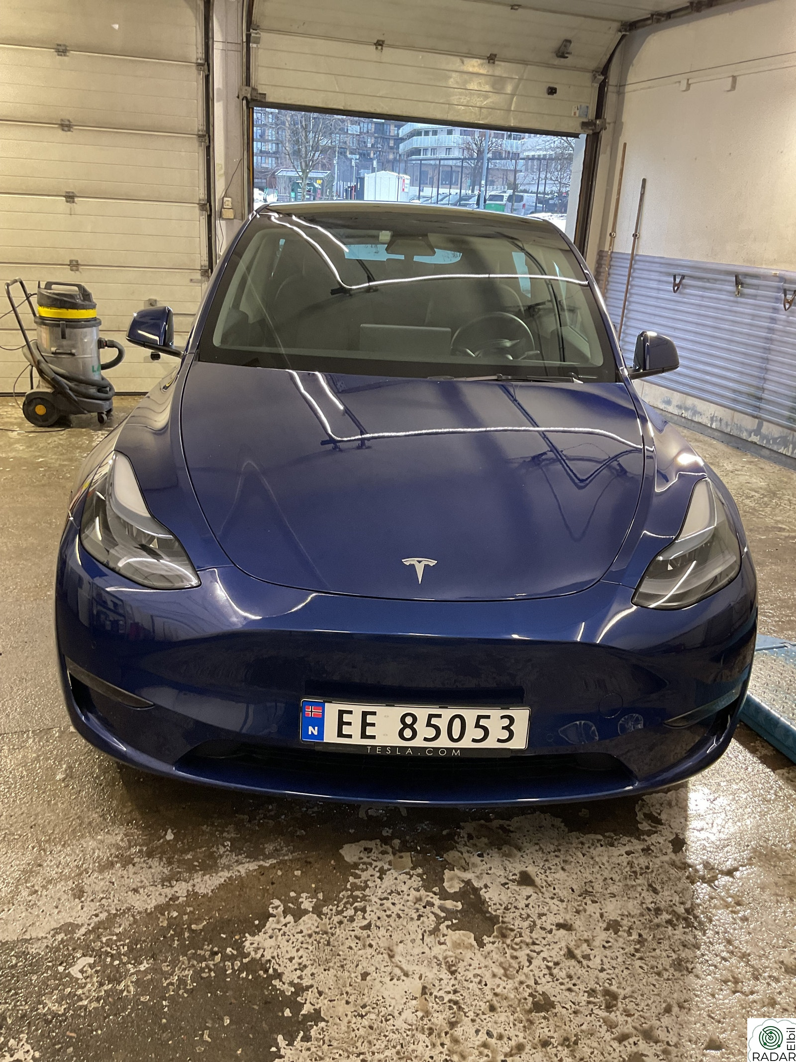 TESLA Model Y Long Range AWD