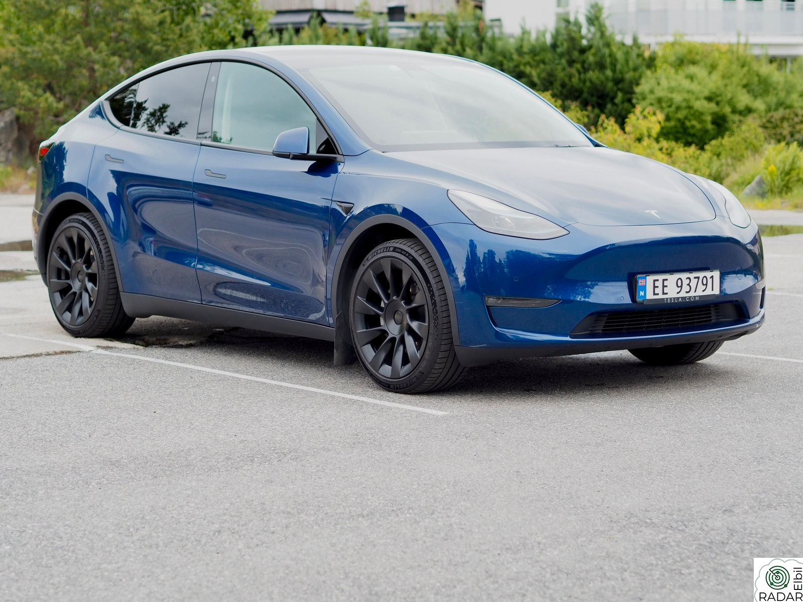 TESLA Model Y Long Range AWD