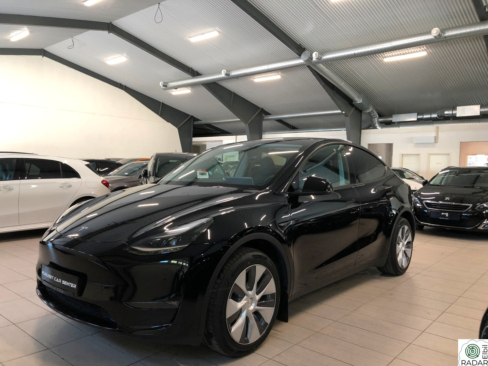 TESLA Model Y LONG RANGE, AWD,RYZEN,KROK,PANO, AP,PREMIUM,NORSK 19"