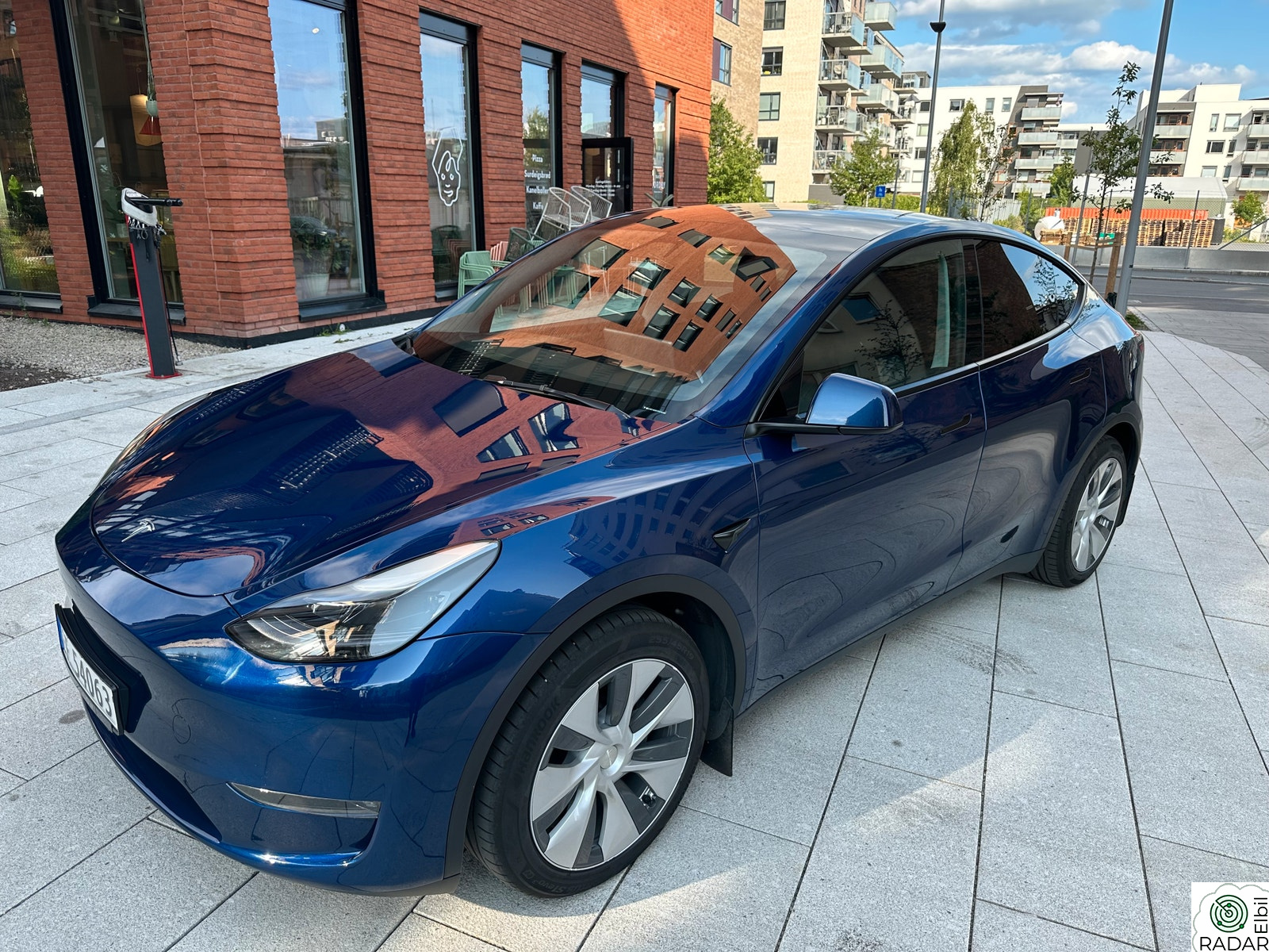 TESLA Model Y Long Range AWD