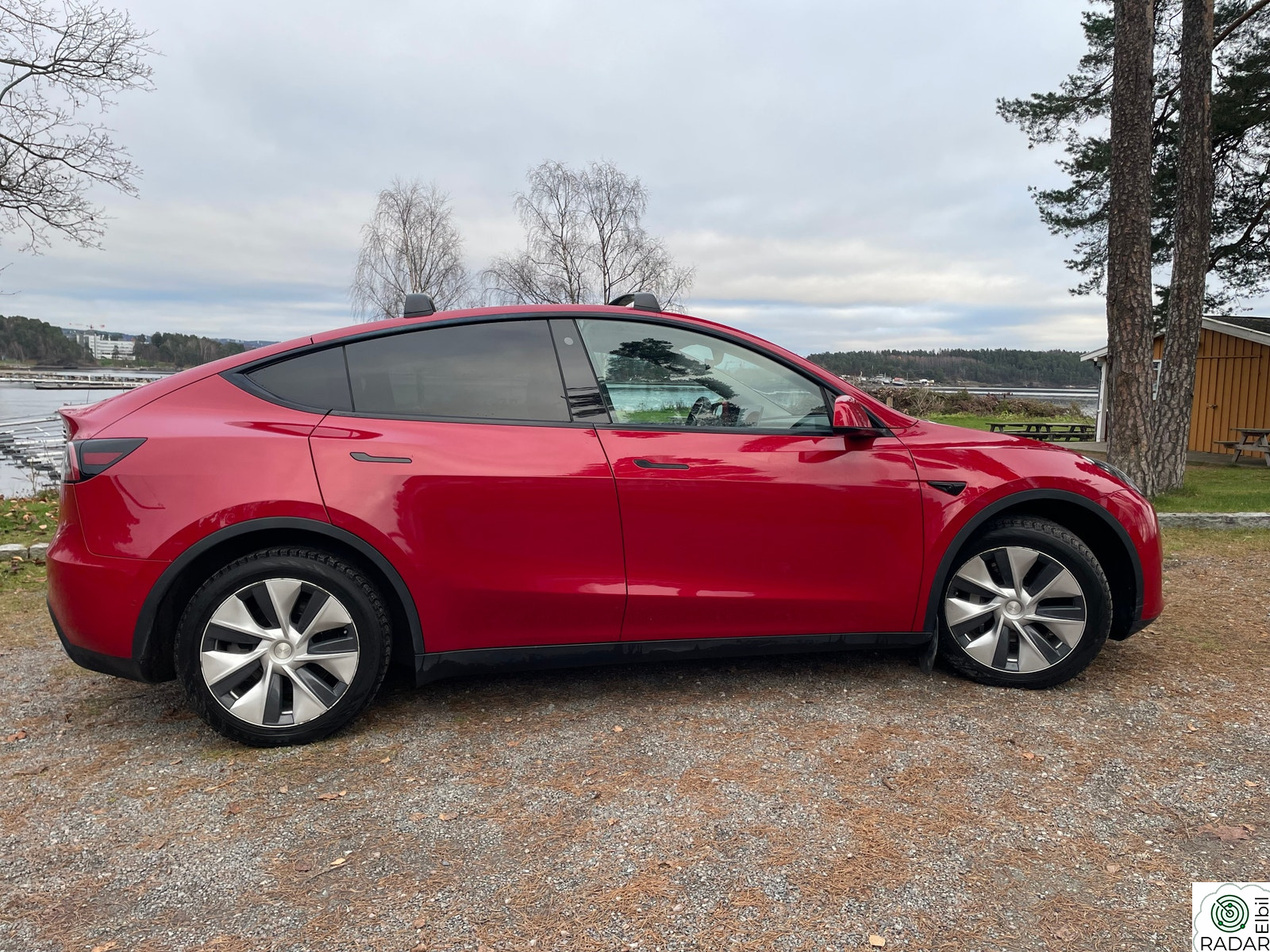 TESLA Model Y LR AWD 1eier/Skinn/Pano/Hengerfeste/ACC/Premium/19+19