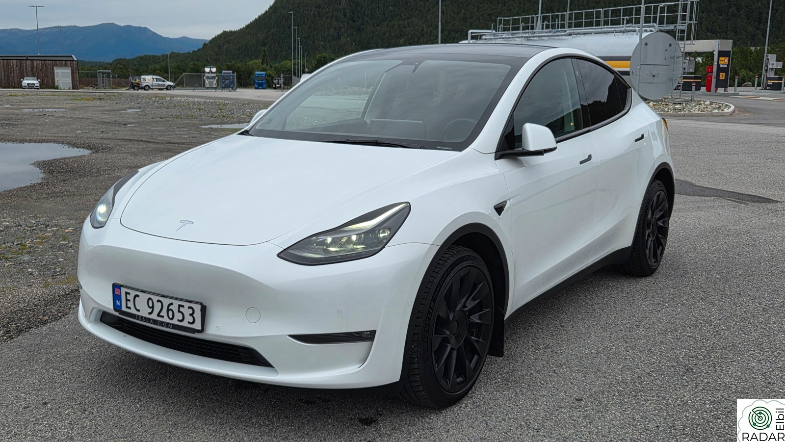 TESLA Model Y Long Range AWD