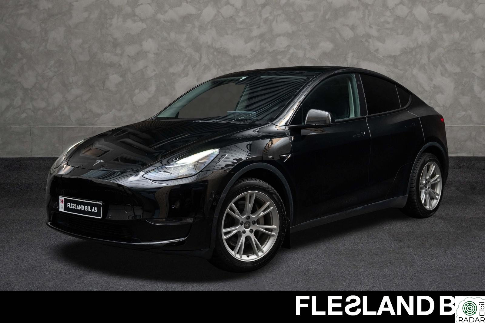 TESLA Model Y LONG RANGE AWD/AP/SKINN/H.FESTE/KAMERA/PREMIUM/PANO/S+V