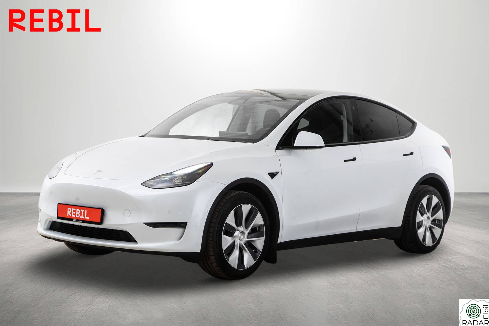 TESLA Model Y 542Km (75kWh) LR/AWD/Pano/Navi/Ryzen/Skinn/AP