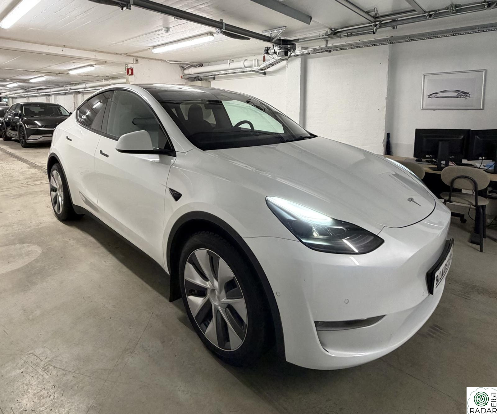 TESLA Model Y Long Range AWD 533km/Skinn/AP/Premium lyd/R.kam/V.Pumpe