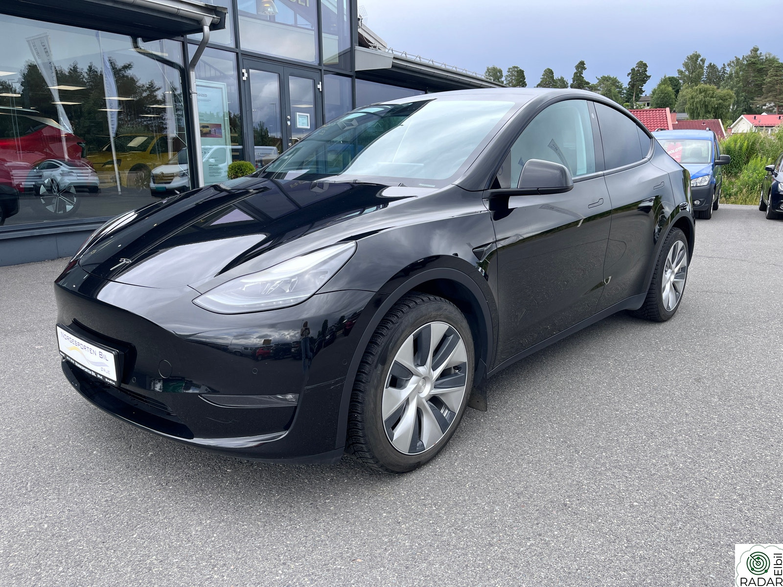 TESLA Model Y Long Range AWD/h.feste./Nybil garanti