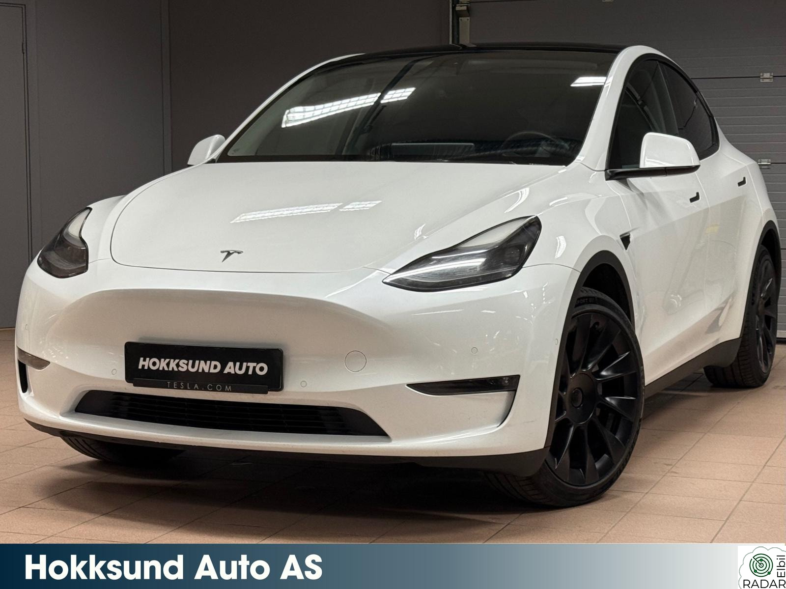 TESLA Model Y LONG RANGE AWD/Autopilot/Krok/V.Pumpe/R.Varme/Ryzen