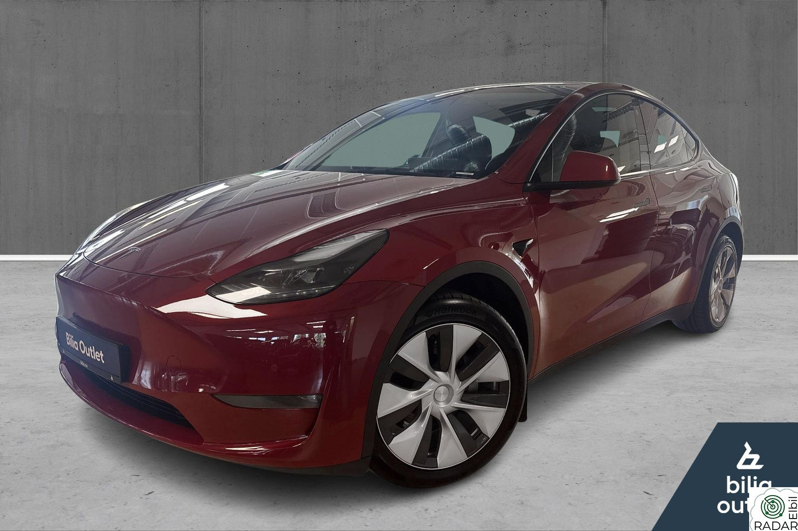 TESLA Model Y Long Range AWD Premium, Hengerfeste