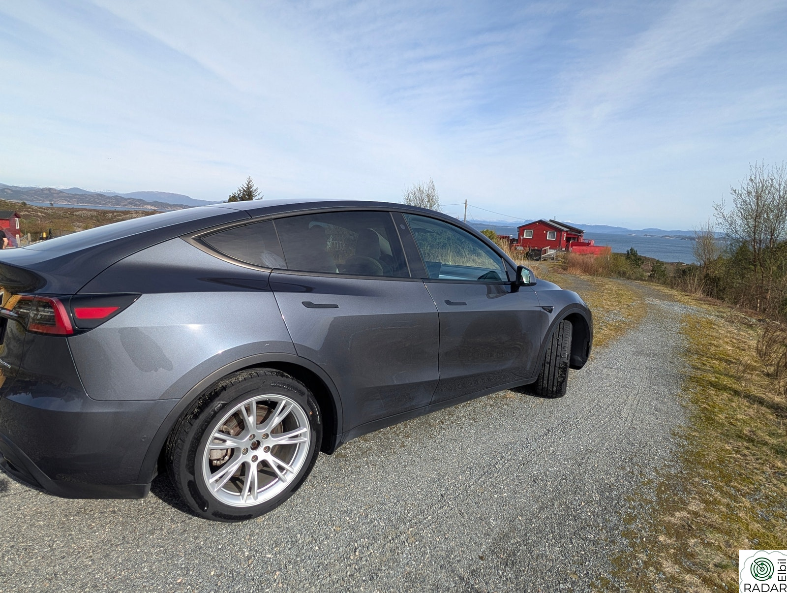 TESLA Model Y Long Range AWD