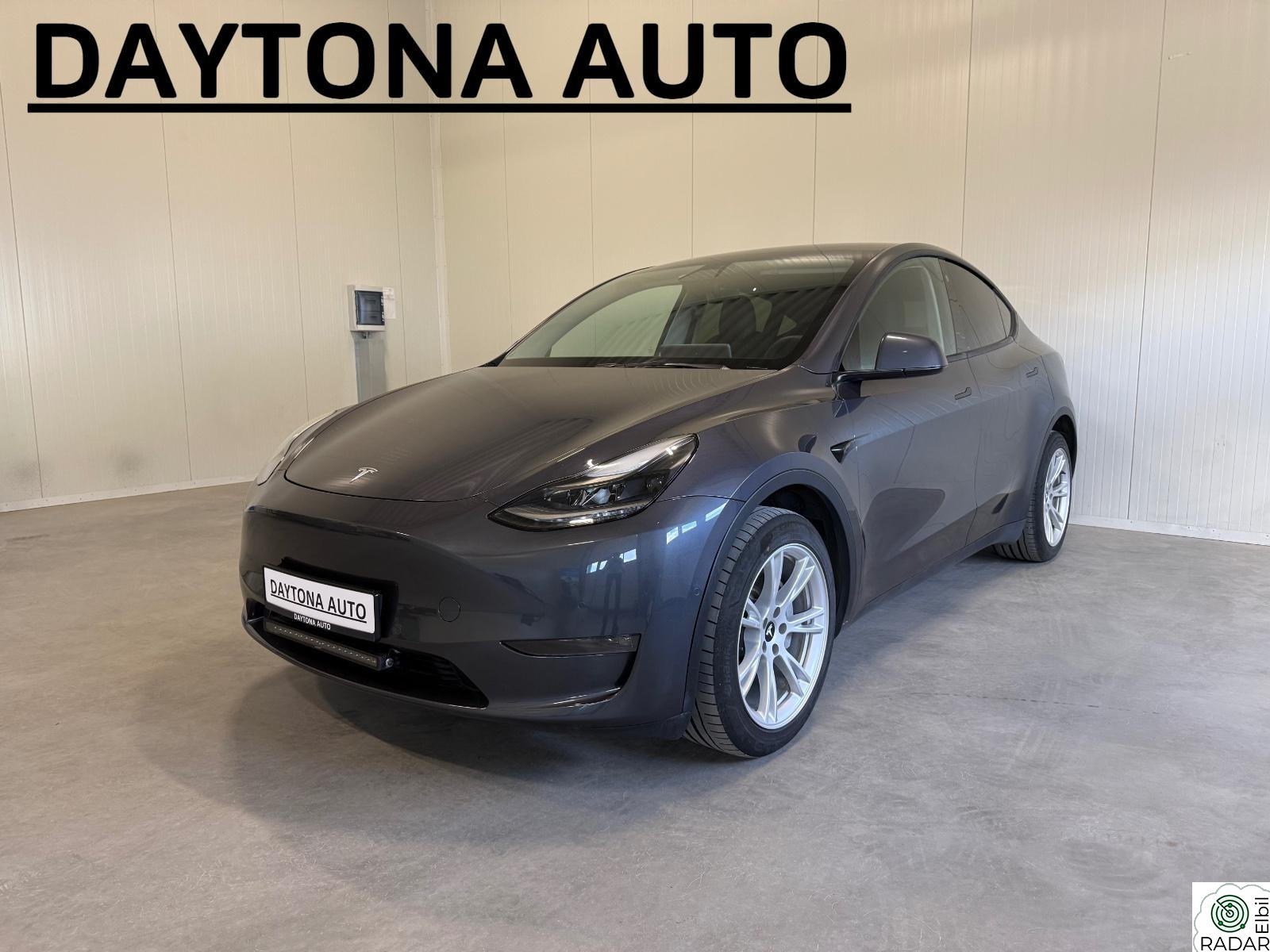 TESLA Model Y Long Range AWD, FSD, Hengerfeste, En Eier, LED-Bar, ++