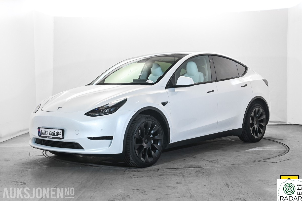 TESLA Model Y LRDM NYBILGARANTI PANORAMA PREMIUM LYD & INTERIØR