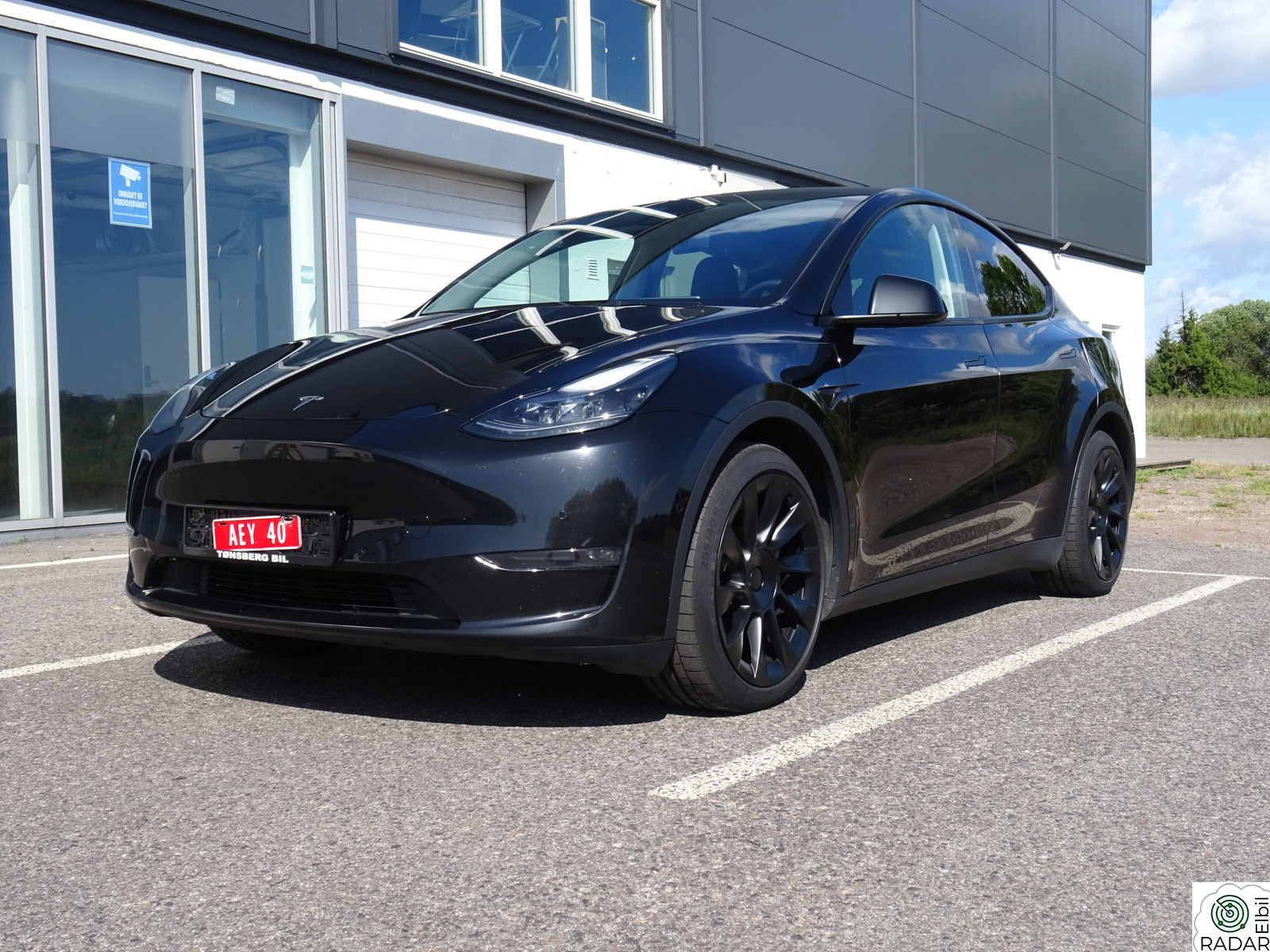 TESLA Model Y AWD LONG RANGE 514 HK SKINN/PANO/KROK 1 EIER EUOK 08.27