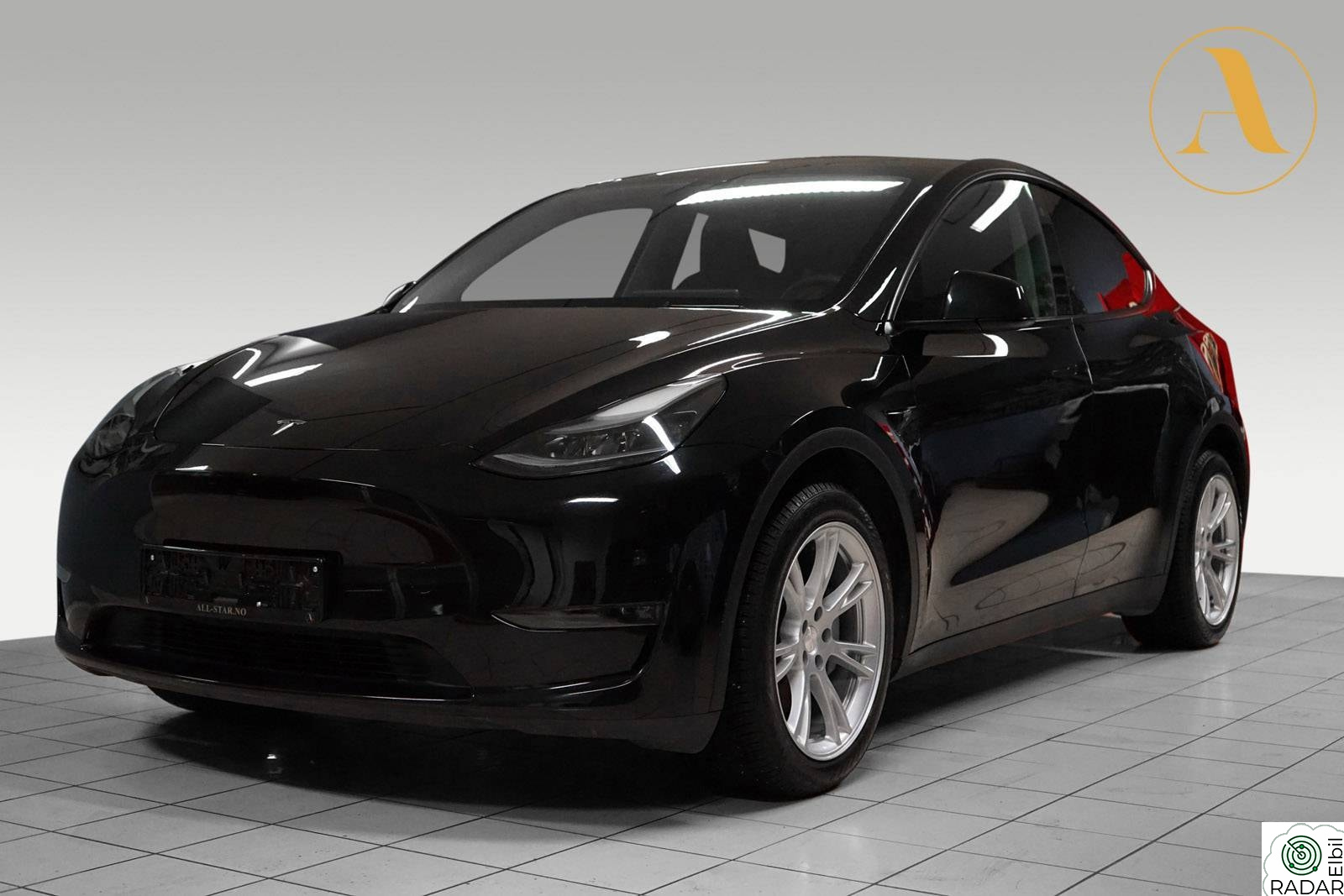TESLA Model Y LONG RANGE AWD PREMIUM/PANORAMA/SKINN/AUTOPILOT/NORSK