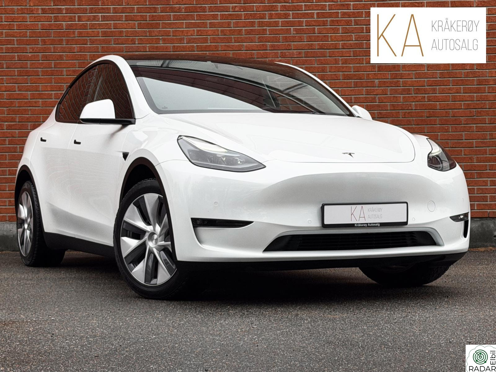 TESLA Model Y LONG RANGE AWD/HENGERFESTE/PREMIUM/GEMINI/PEARL WHITE