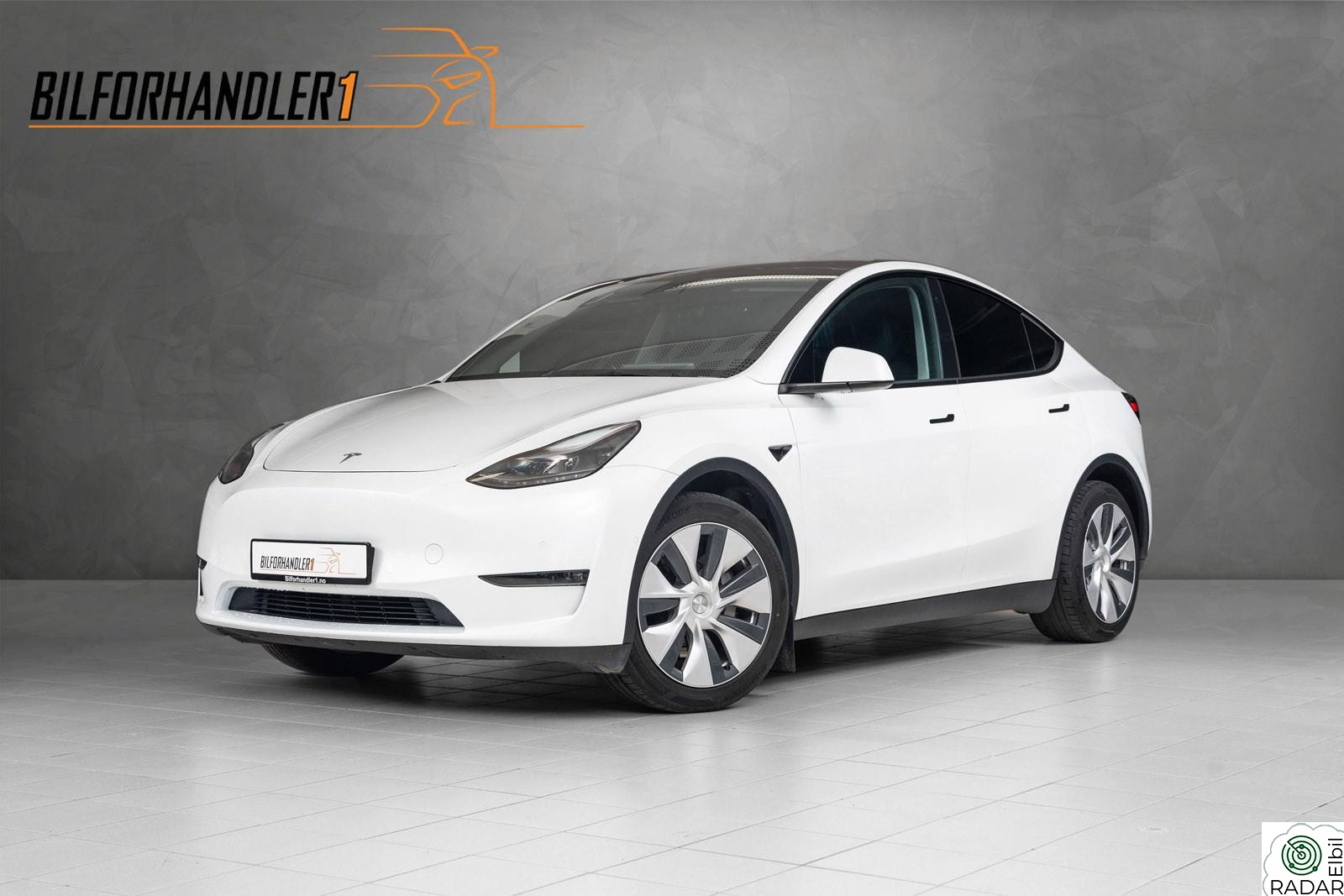 TESLA Model Y Long Range Awd Autopilot/Premium Lyd/1 eier