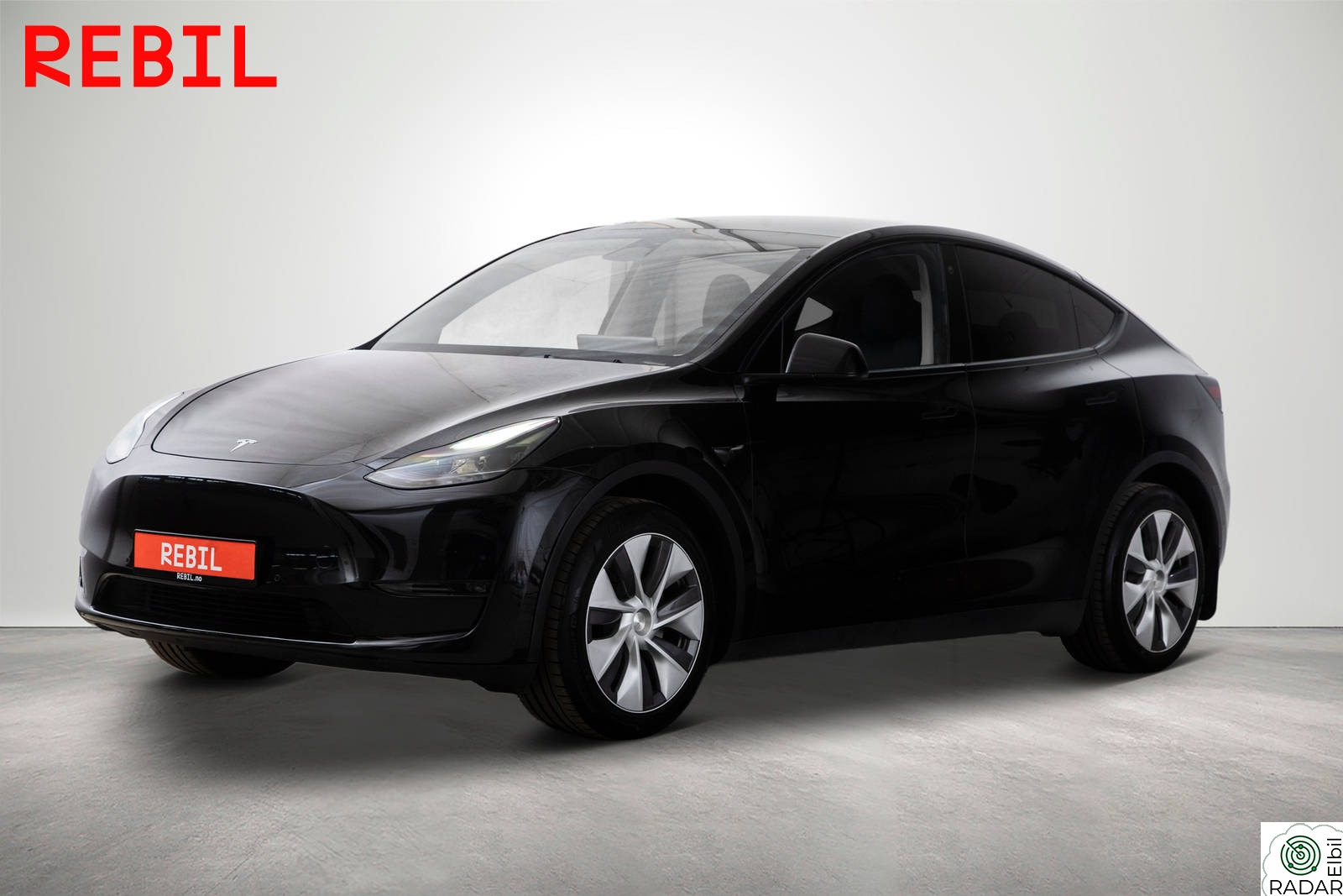 TESLA Model Y 533km(WLTP)/LR/AWD/Ryzen/Krok/Navi/R.kam/Pano/AP/Vpumpe