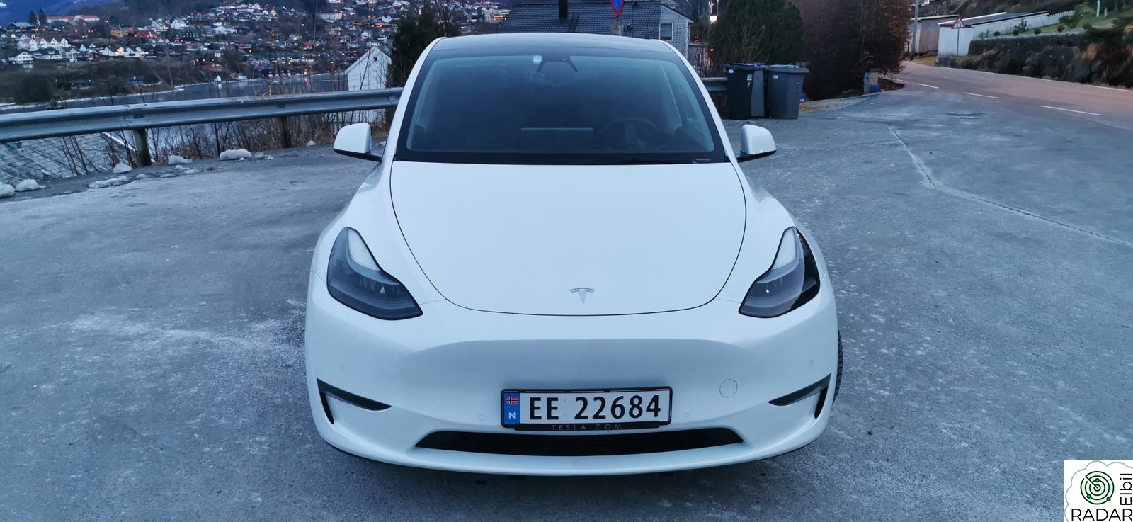 TESLA Model Y Long Range/Garanti/1Eier/AWD/542WLTP