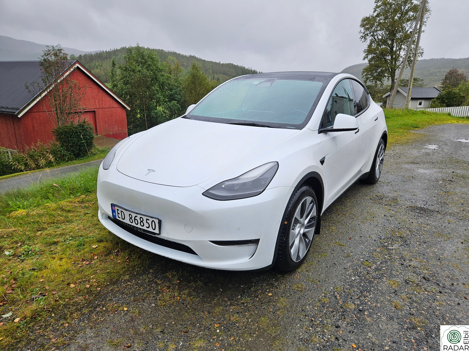 TESLA Model Y Long Range AWD