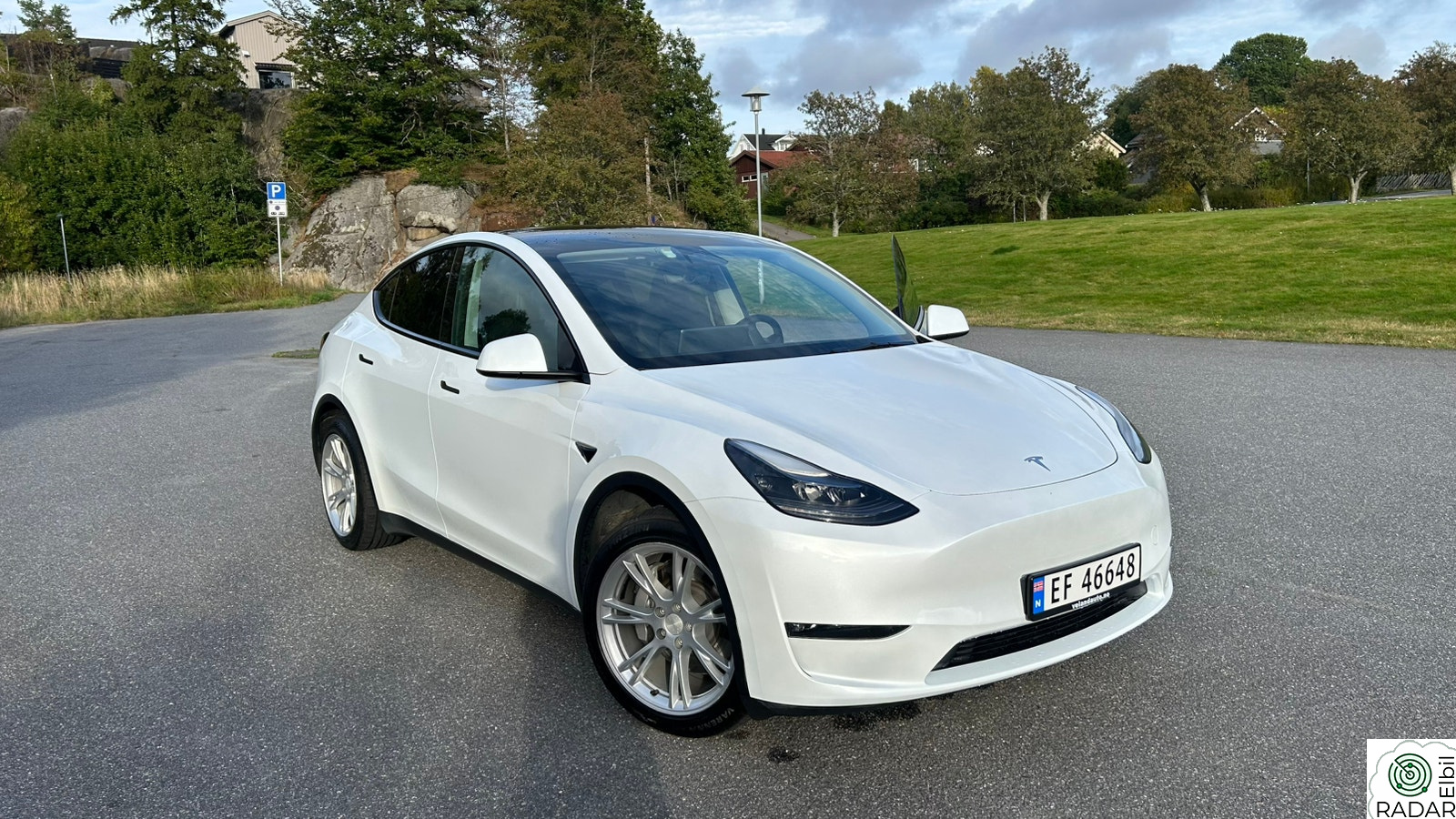 TESLA Model Y Long Range AWD