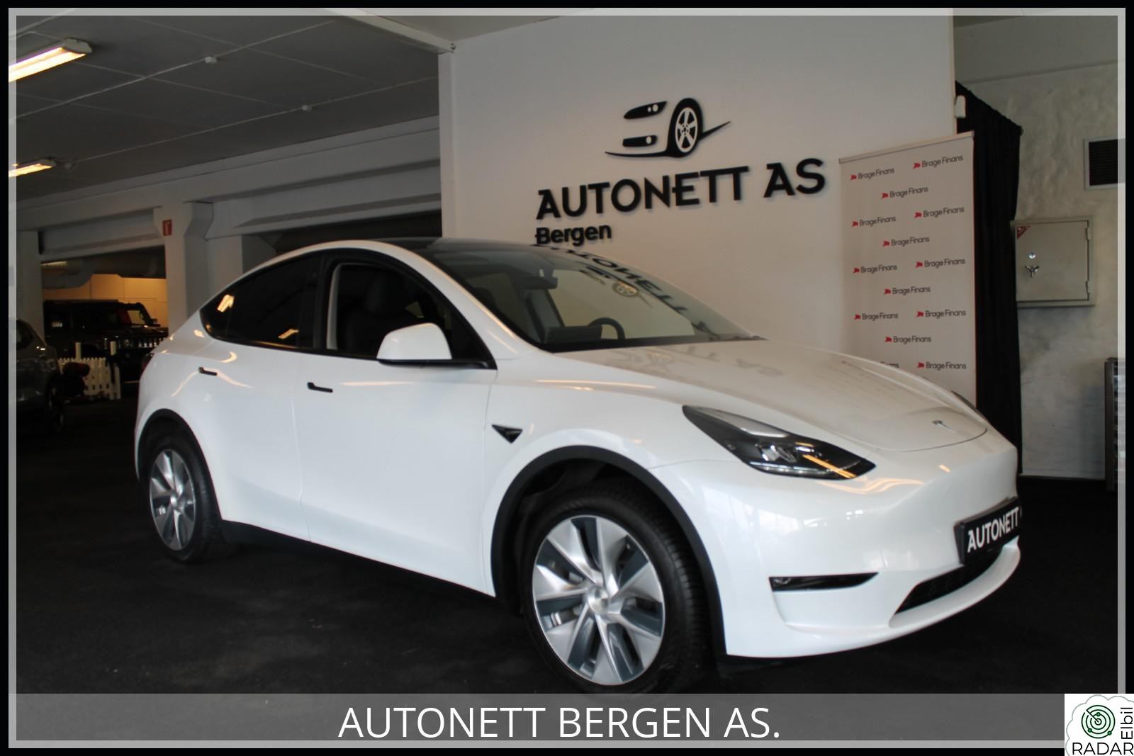 TESLA Model Y LONG RANGE AWD/4WD,SKINN,PANO,H-FESTE,53.000KM!