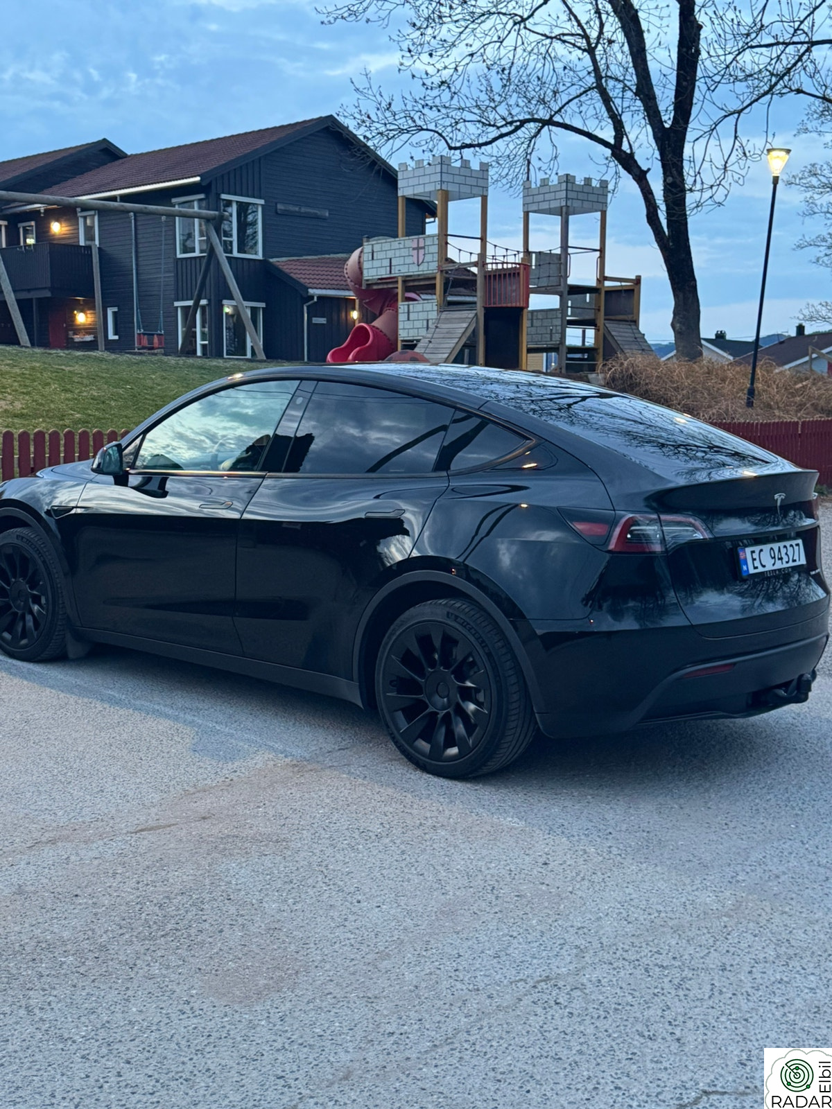 TESLA Model Y Long Range AWD